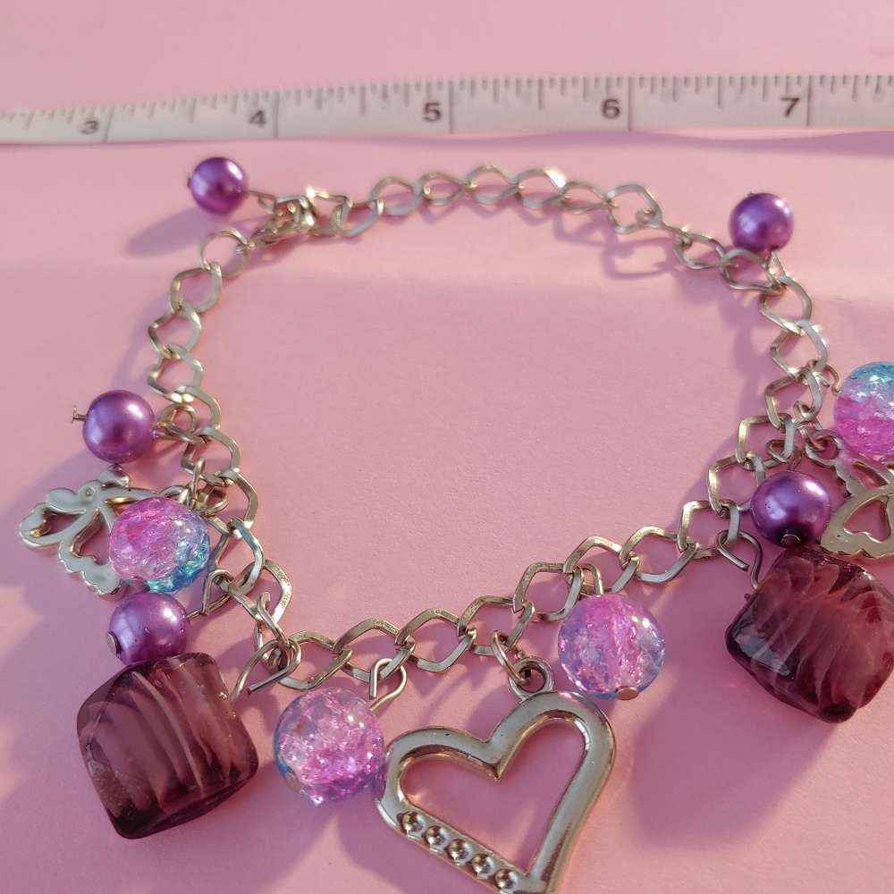 Pretty Purple Heart Bracelet (Handmade) - Picture 2 of 3